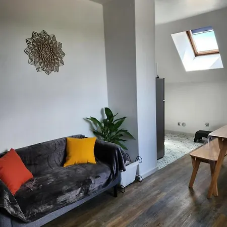 Le Ma'lo'cle Apartment *